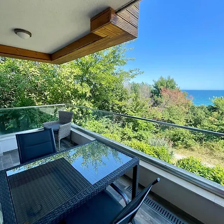 Apartment Byla Sea Side *