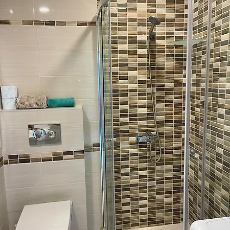 Byla Sea Side Apartment *